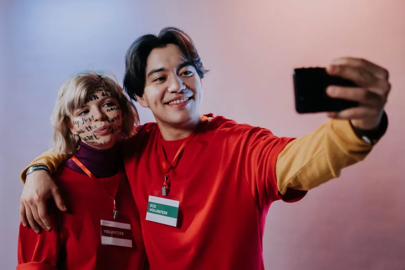 When Doing Good Becomes a Look: The Dark Side of Philanthropy as Personal Brand